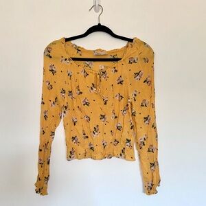 Hollister Floral Women's Top